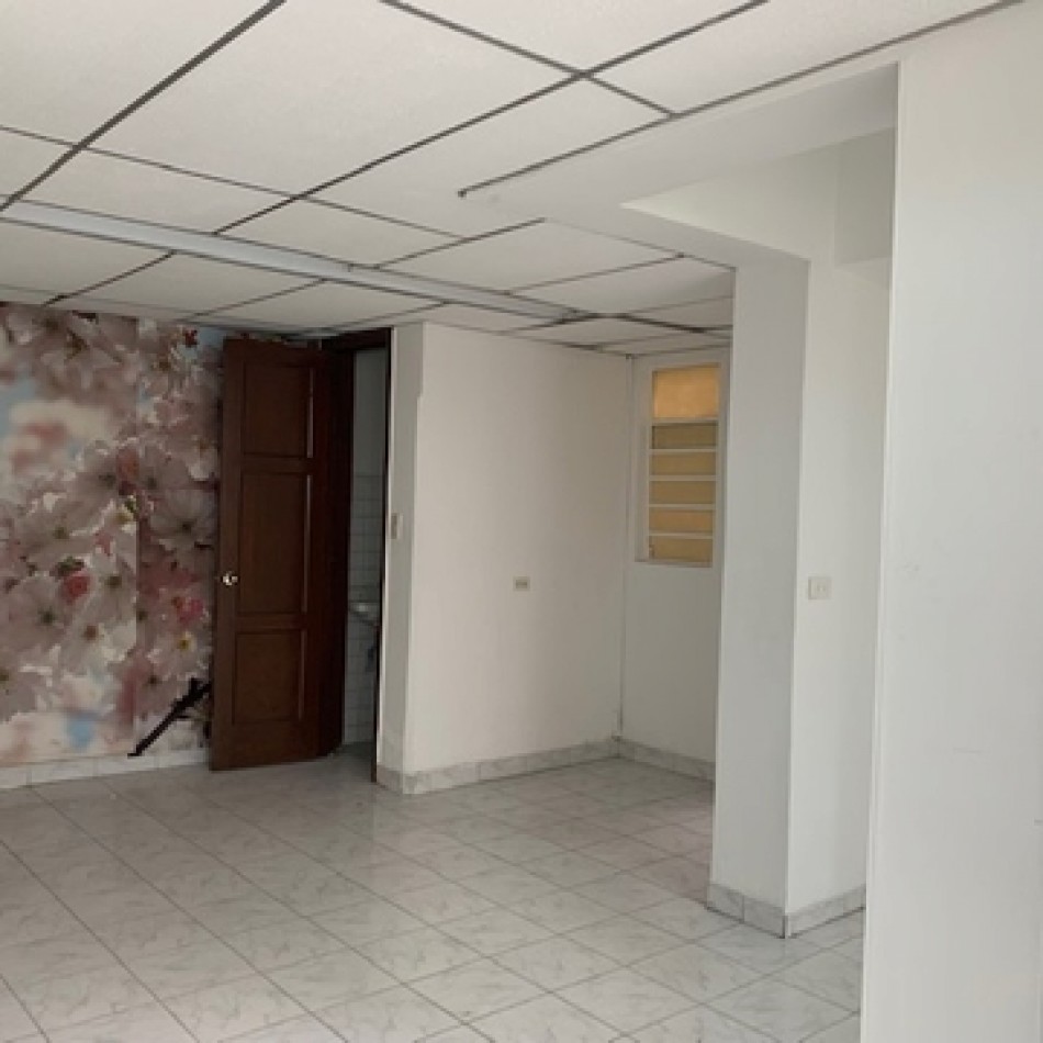 VENDO CASA ESQUINERA TEUSAQUILLO 320 M