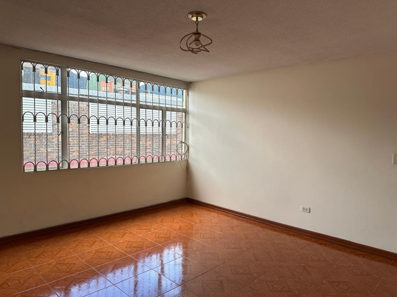 CASA EN VENTA GALERIAS 