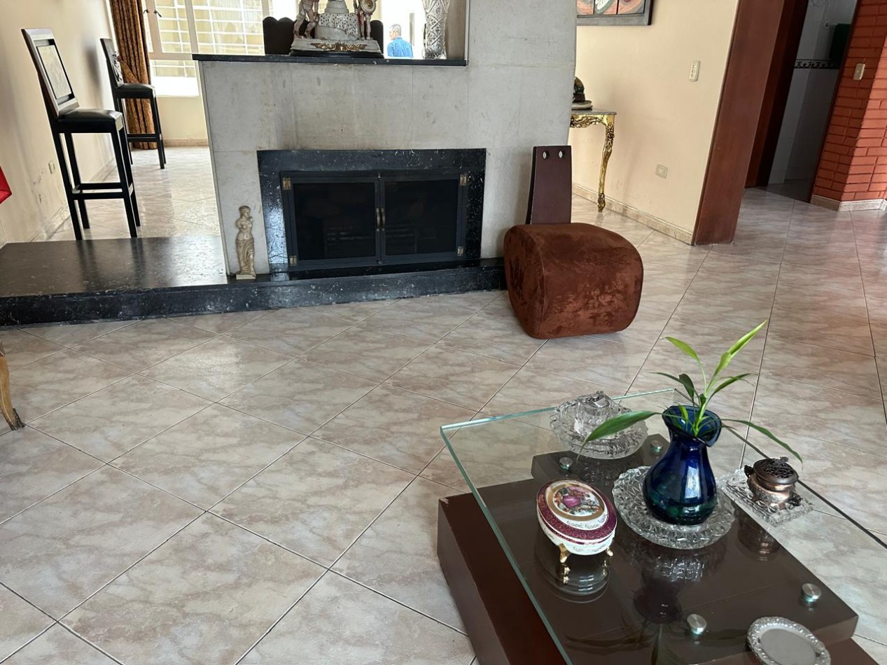 CASA EN VENTA GALERIAS 