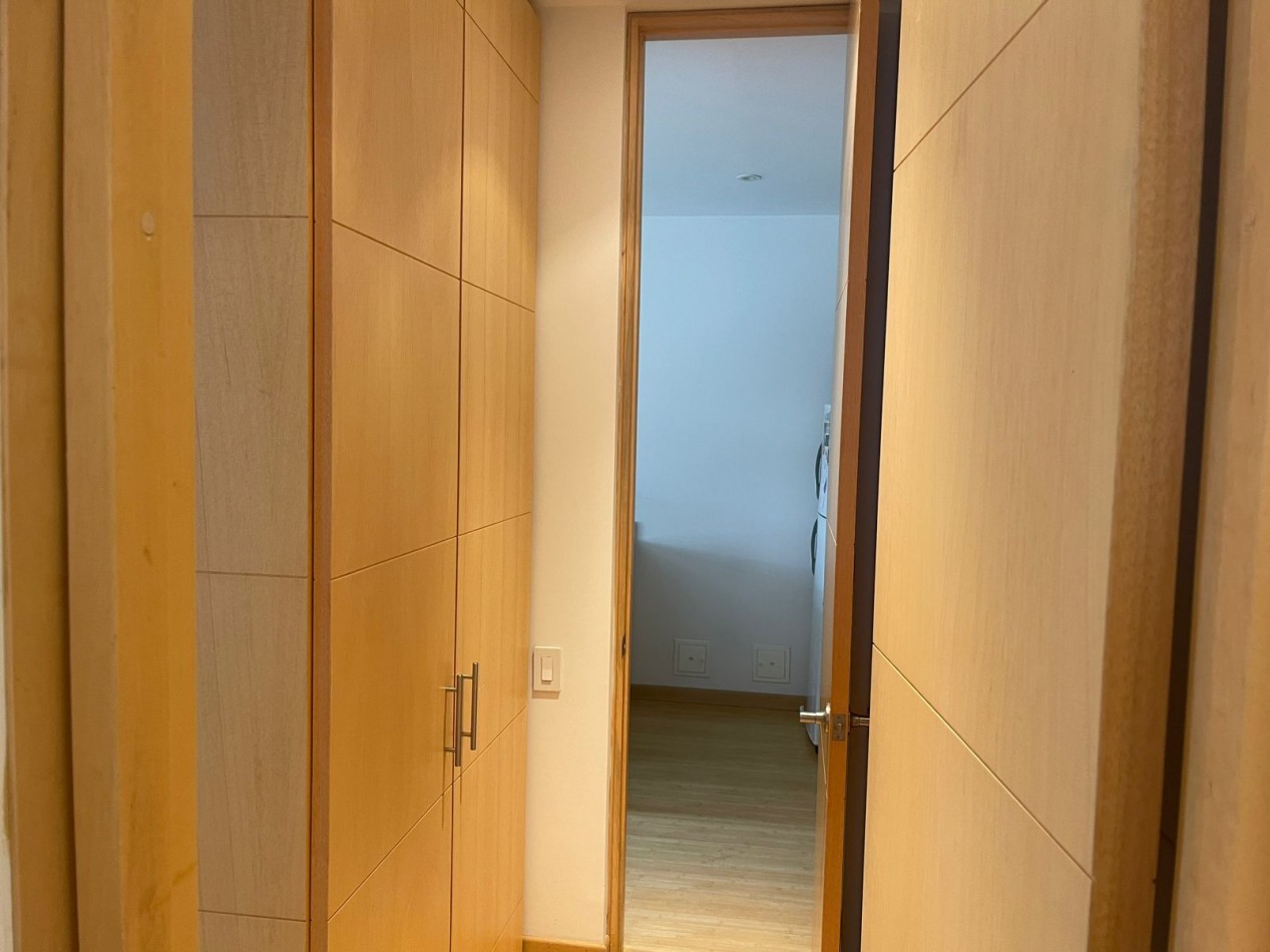 apartestudio  chico navarra 