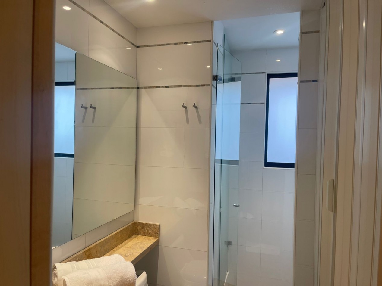 apartestudio  chico navarra 