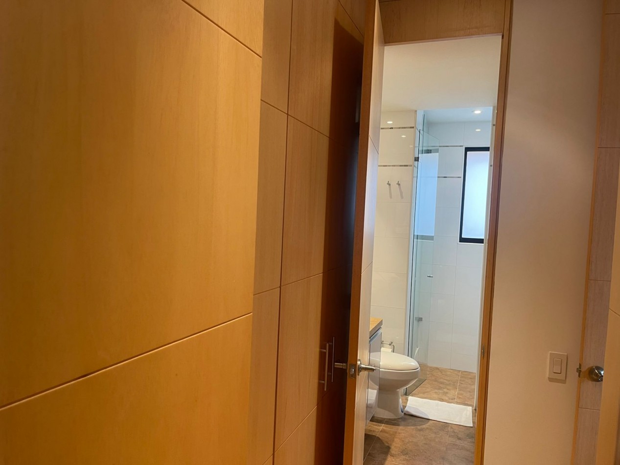 apartestudio  chico navarra 