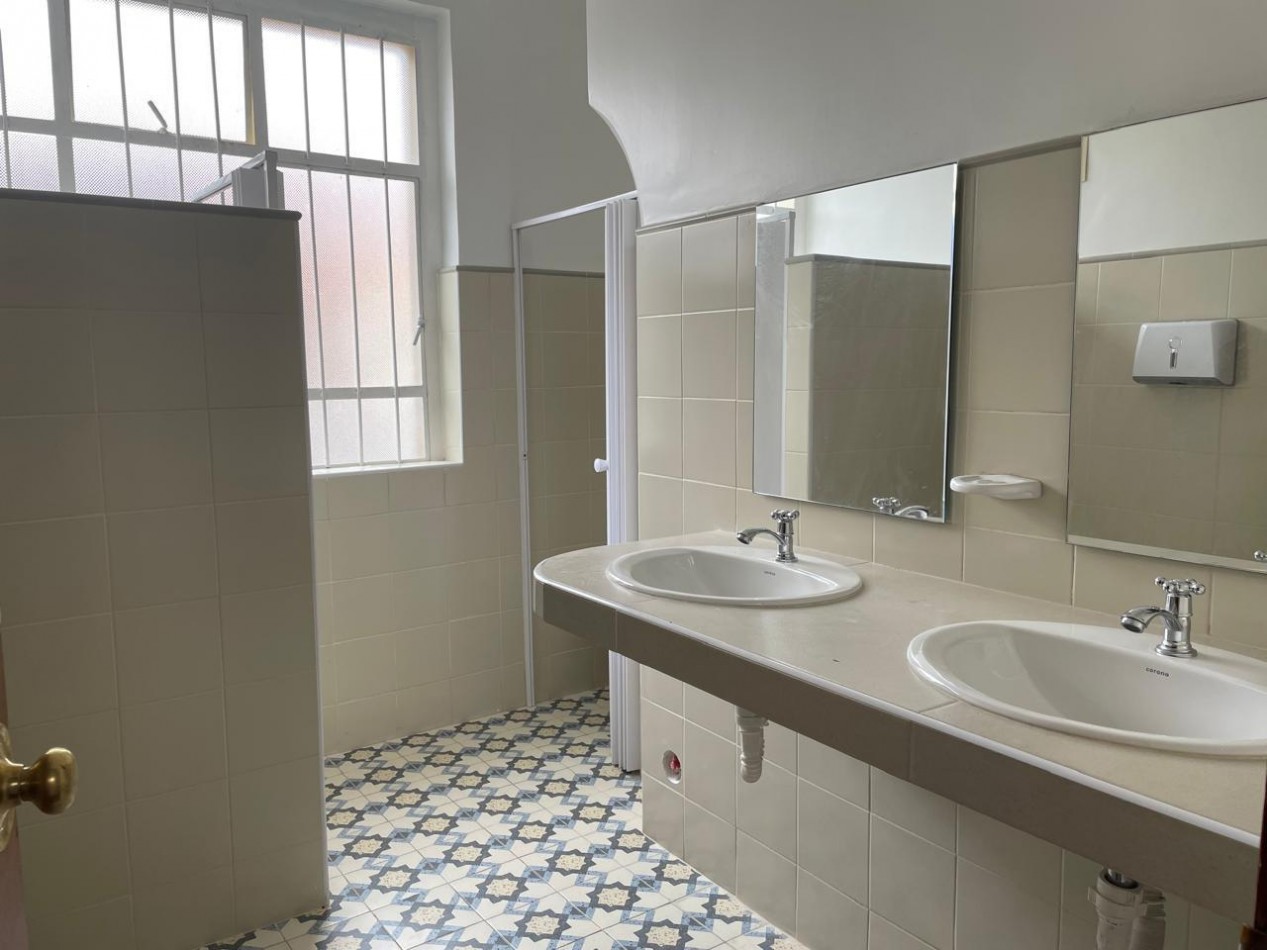 VENDO / ARRIENDO CASA ESQUINERA TEUSAQUILLO 320 M