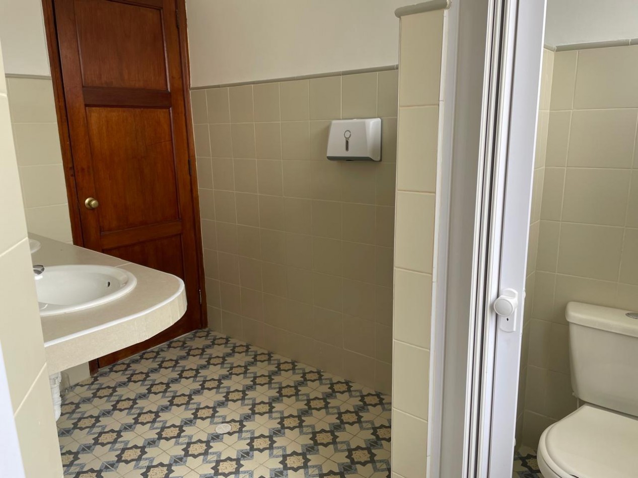 VENDO / ARRIENDO CASA ESQUINERA TEUSAQUILLO 320 M