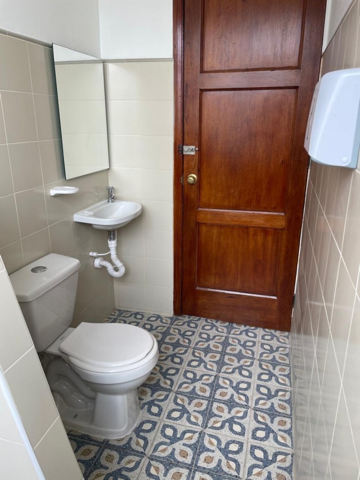 VENDO / ARRIENDO CASA ESQUINERA TEUSAQUILLO 320 M