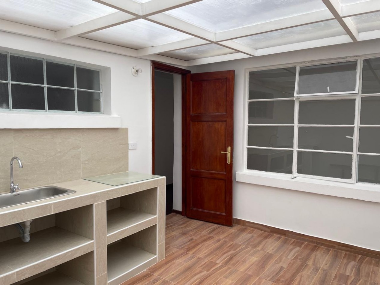 VENDO / ARRIENDO CASA ESQUINERA TEUSAQUILLO 320 M